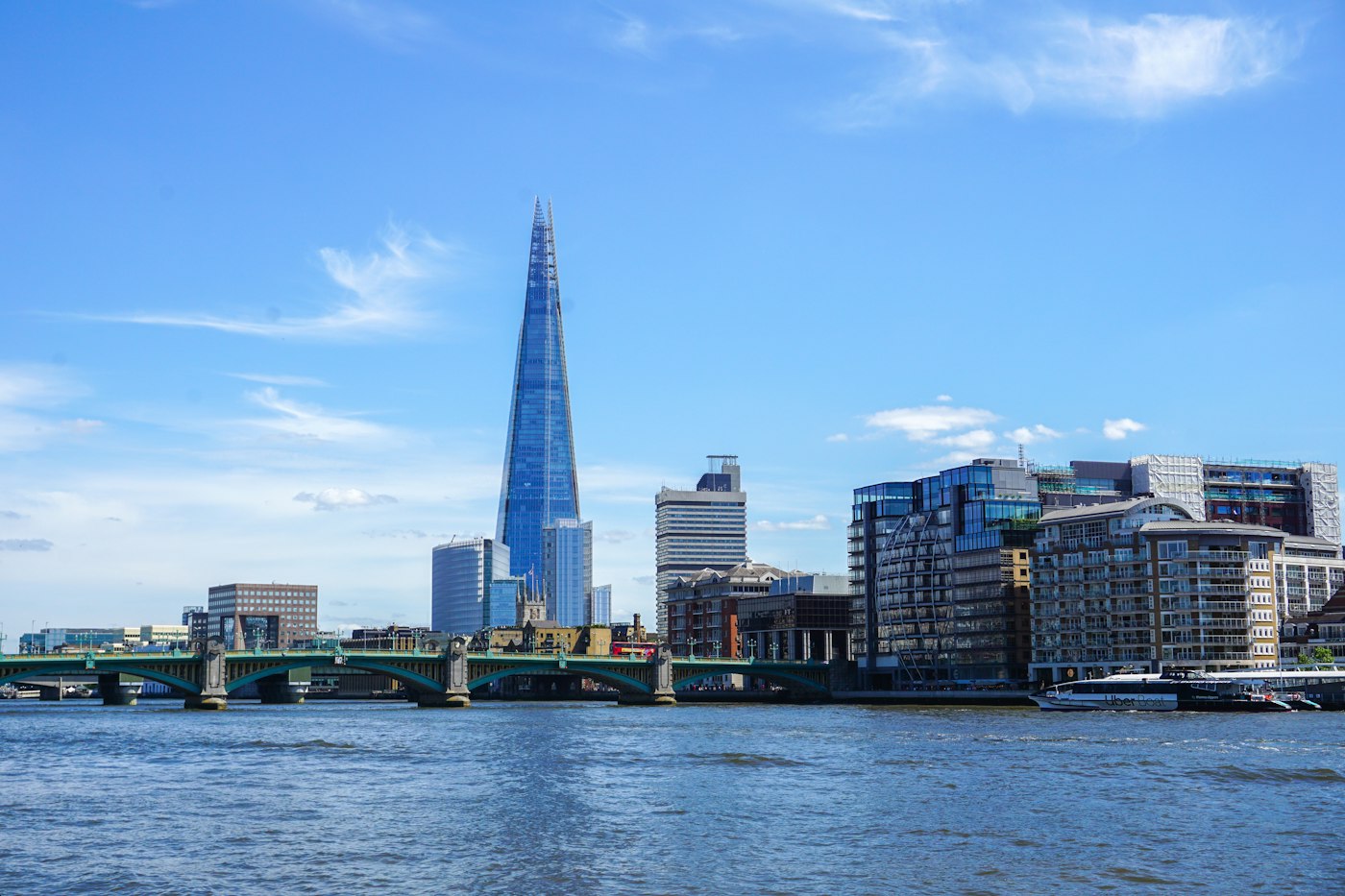 Themse und Skyline von London